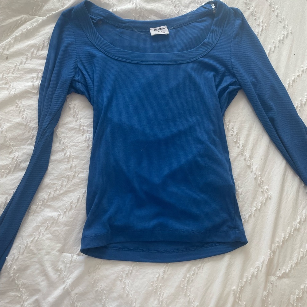 long sleeve cotton on scoop neck top size s